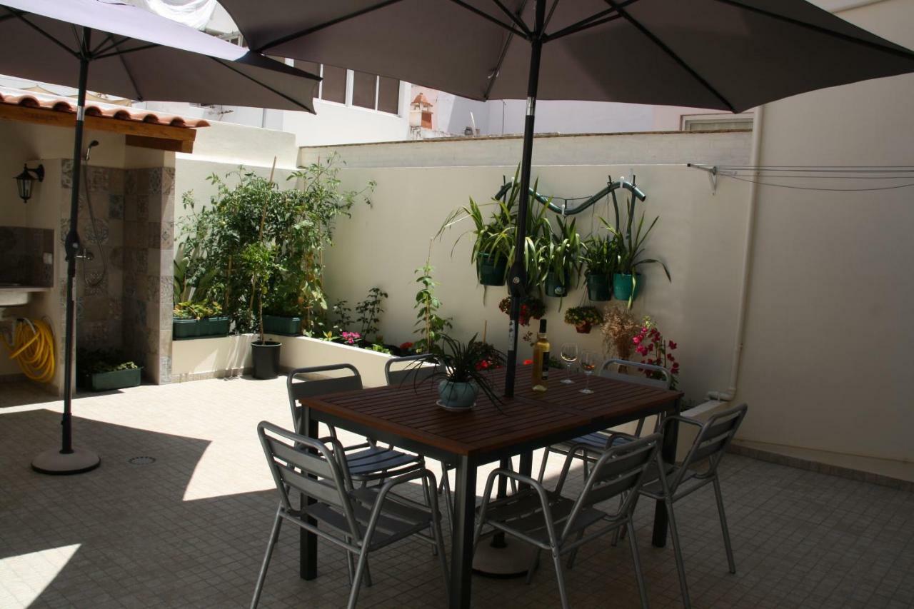 House Of Orchids With Patio Daire Vila Real de Santo António Dış mekan fotoğraf